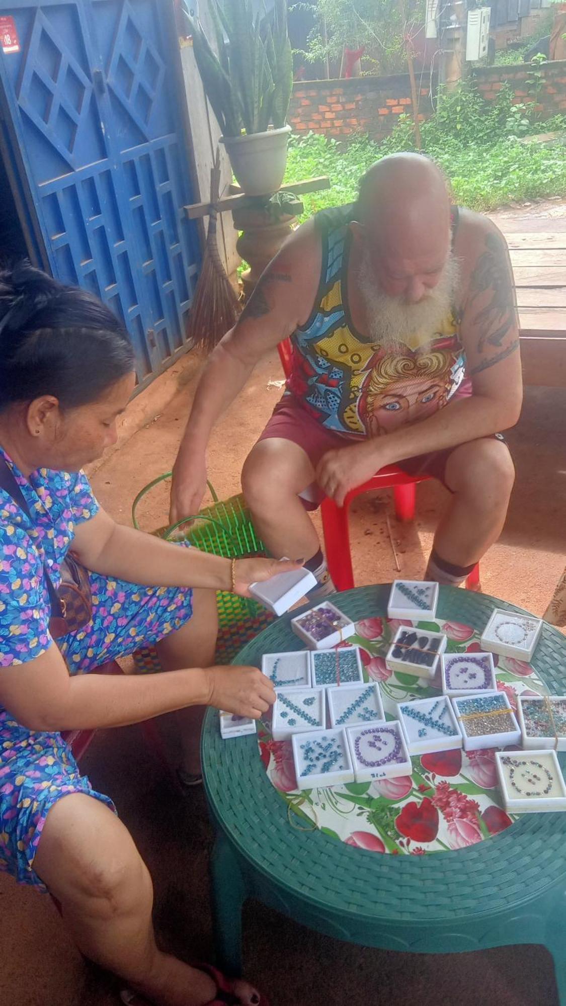Bee Bee'S Chalets Home Stay And Trekking รัตนคีรี ภายนอก รูปภาพ